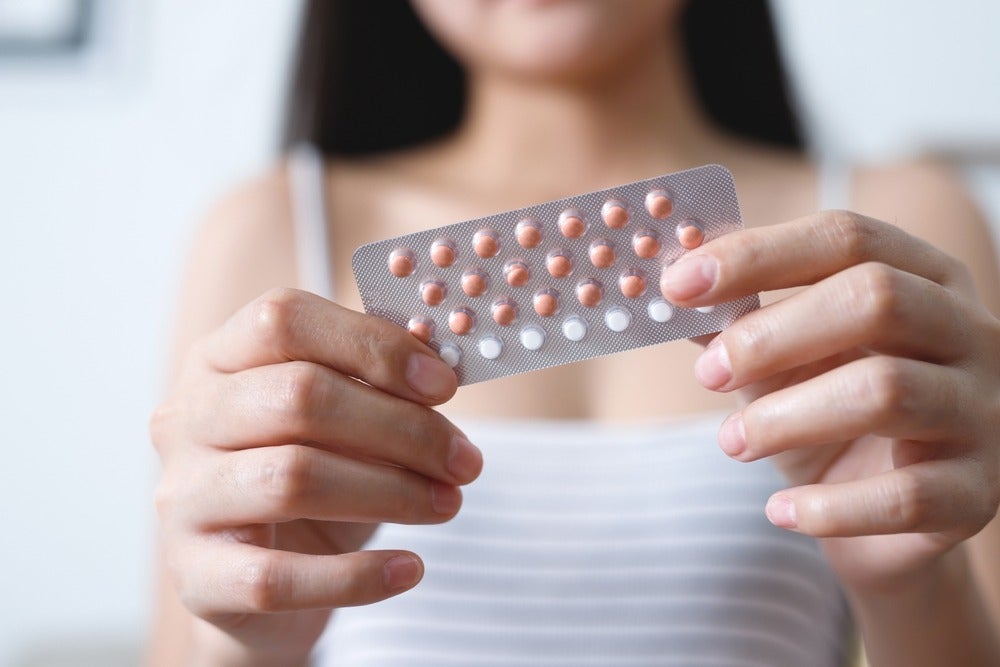 Sử dụng thuốc tránh thai hàng ngày là phương pháp thông dụng hiện nay 